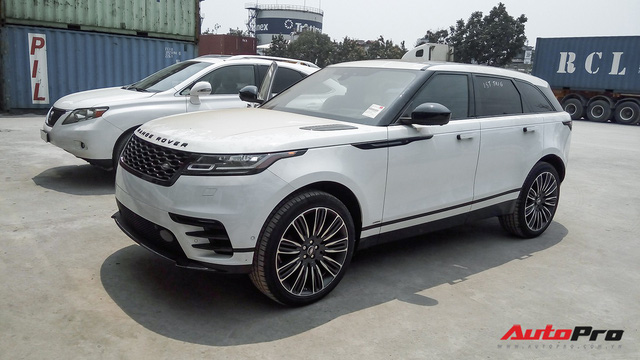 Khui công Range Rover Velar HSE P250 R-Dynamic đầu tiên tại Việt Nam Khui công Range Rover Velar HSE P250 R-Dynamic đầu tiên tại Việt Nam